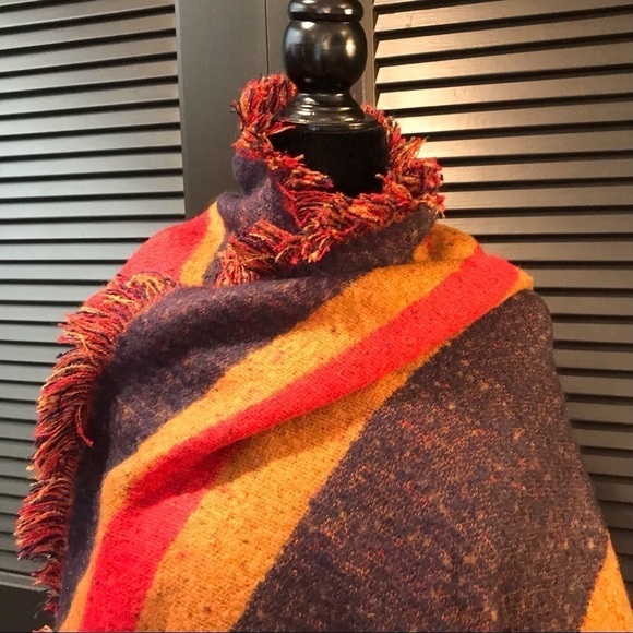 Collection Eighteen Color Blocked Wrap, Unique Shape & Colors, Fringed - Picture 13 of 14